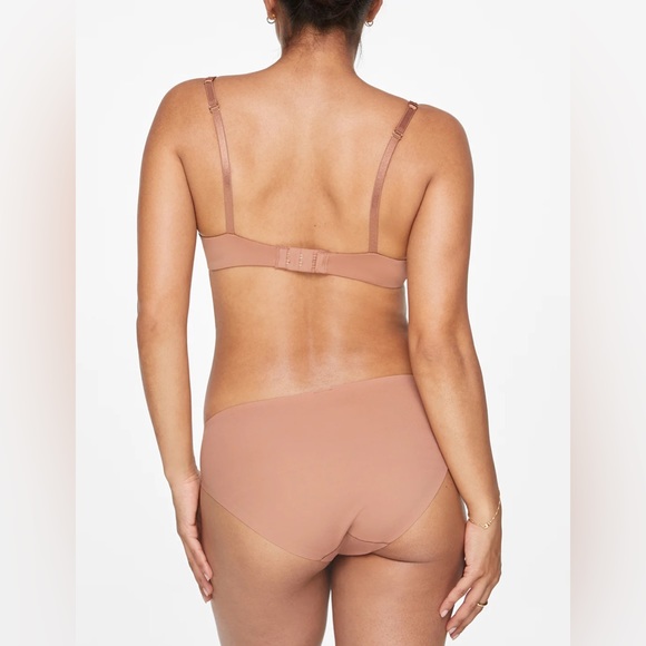 ThirdLove 24/7® Classic T-Shirt Bra - Picture 3 of 10